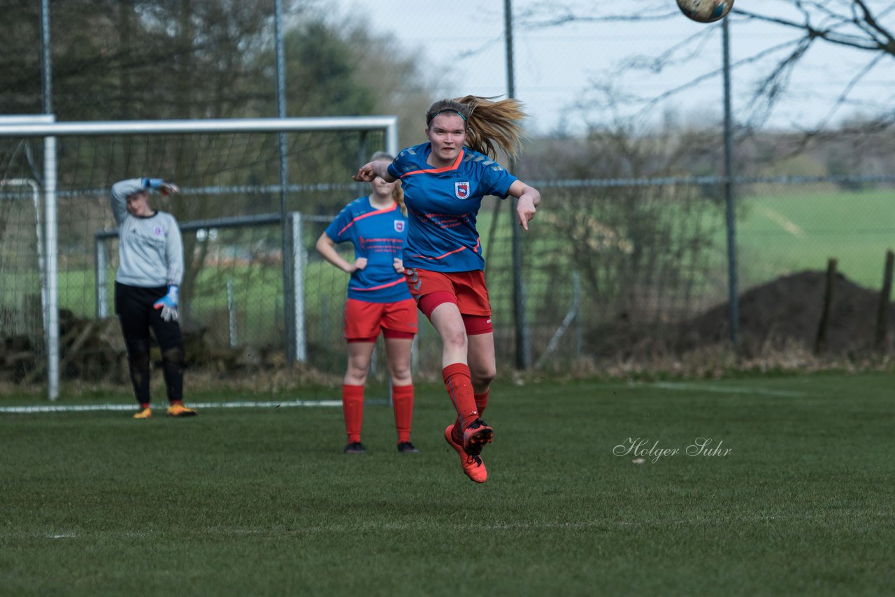 Bild 70 - C-Juniorinnen SV Steinhorst/Labenz - TSV Friedrichsberg-Busdorf : Ergebnis: 5:0